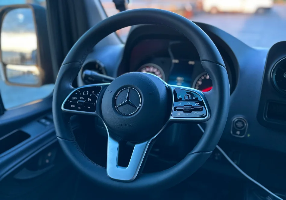 Mercedes-Benz Sprinter 2023