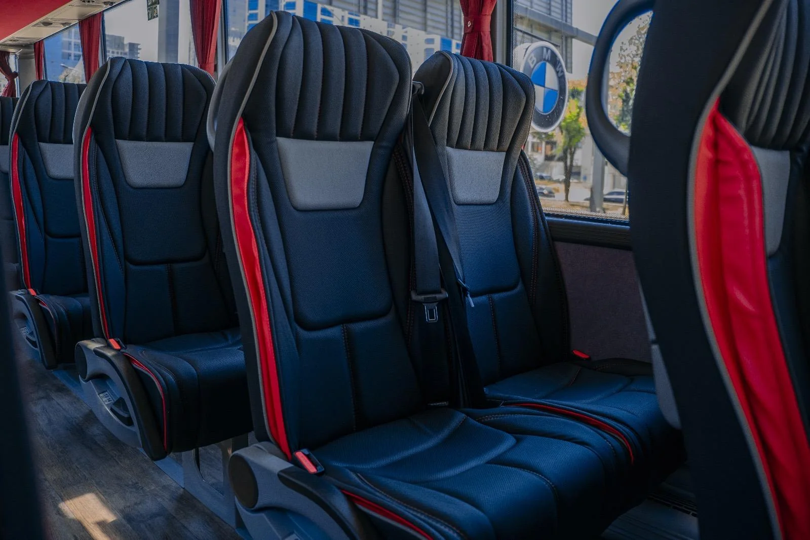Isuzu Grand Toro 2025