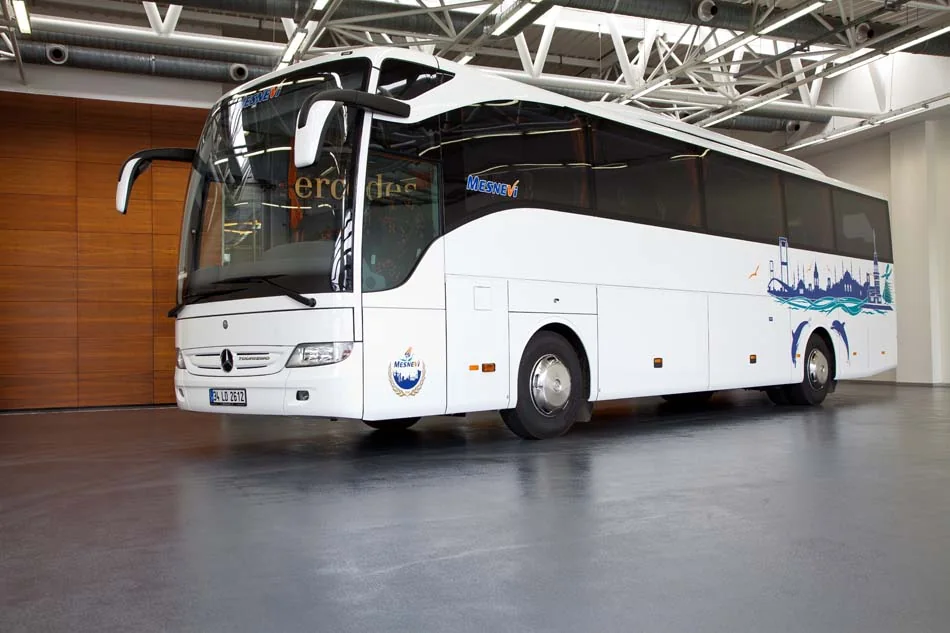 Mercedes-Benz Tourismo Standard